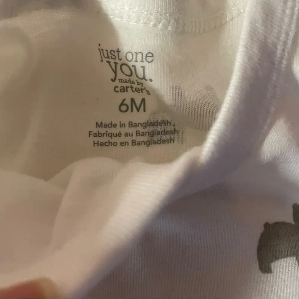 Carter’s Baby Boys’ 6 Months Long Sleeve Bodysuits EUC